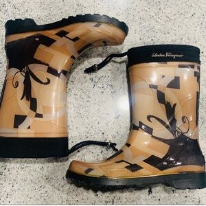 Salvatore Ferragamo Women’s Mid Calf Rubber Rain Boots Size 8 Made In Italy $495